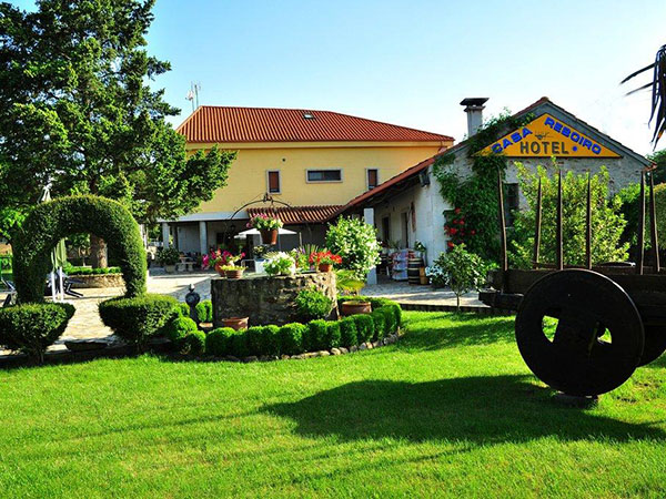 Hotel R&uacute;stico Casa Reboiro *